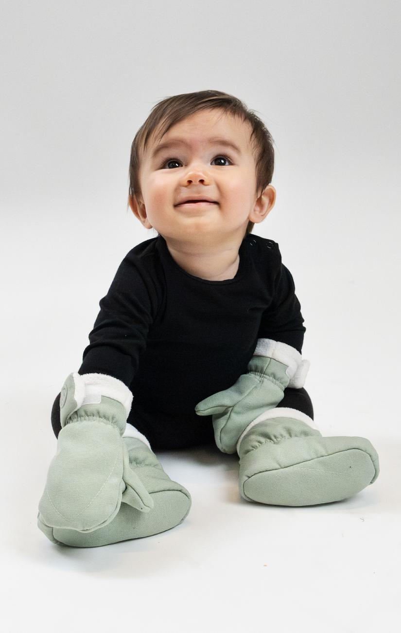 Baby Gloves Agave Green