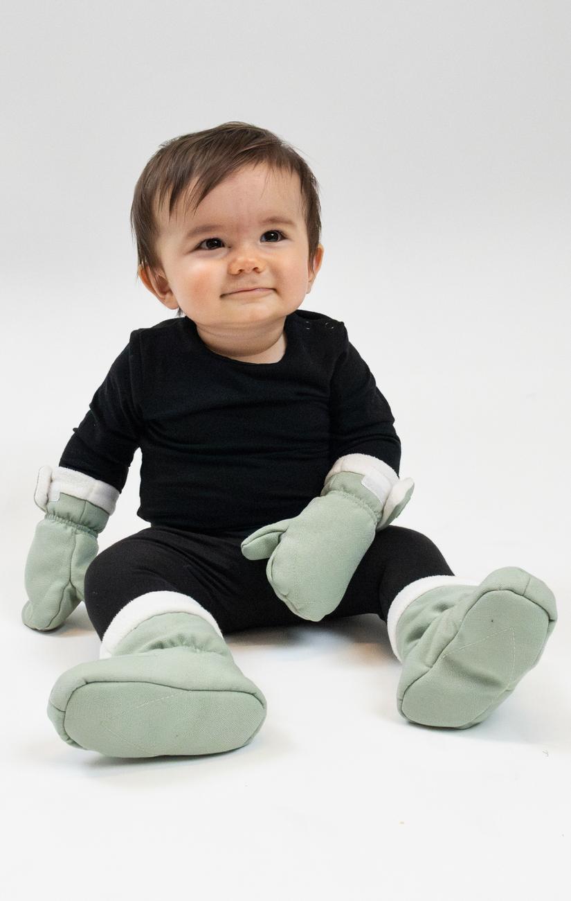 Baby Gloves Agave Green